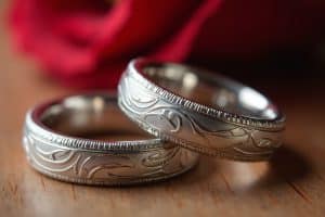 Trauringe aus Platin - Ewige Liebe in edlem Metall